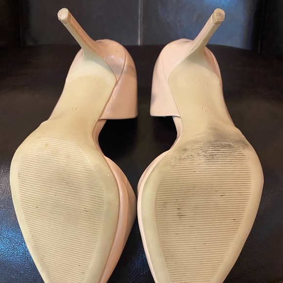 Size 10 Old Navy heels - Picture 3 of 3